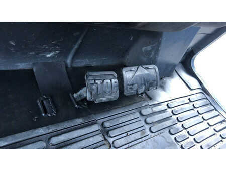 Carrelli elevatori diesel 1992  Linde H40D (6)