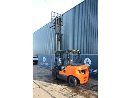 Dieselstapler 2018  Doosan D40SC-7 (29)