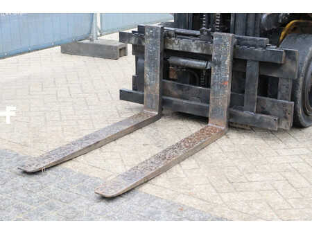 Carrelli elevatori diesel - Yale GDP 30 (10)