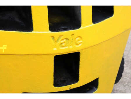 Carrelli elevatori diesel - Yale GDP 30 (18)