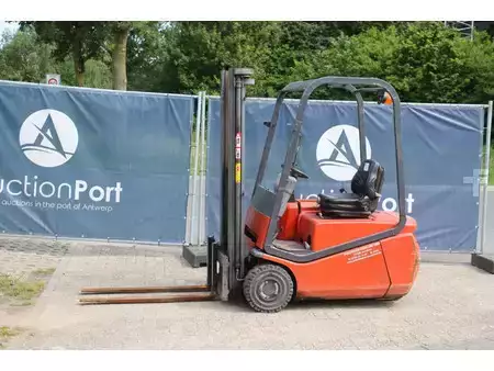 4-wiel elektrische heftrucks 2002  BT CEE 1.5T (1)
