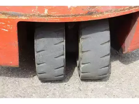 4-wiel elektrische heftrucks 2002  BT CEE 1.5T (16)