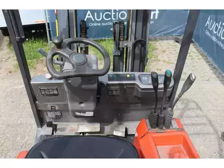 4-wiel elektrische heftrucks 2002  BT CEE 1.5T (17)