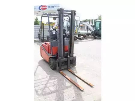 4-wiel elektrische heftrucks 2002  BT CEE 1.5T (7)