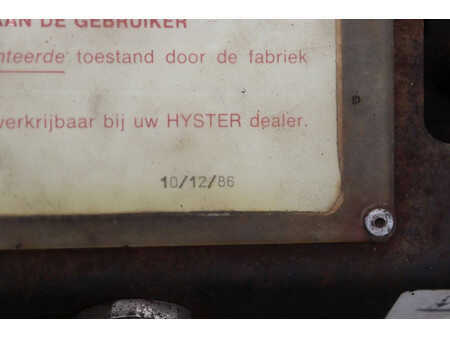 Carrelli elettrici 4 ruote 1986  Hyster H2.50XL (33)