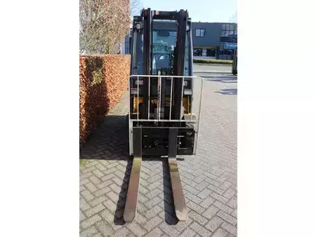 Gas gaffeltruck 2014  Yale GLP16VX (8)