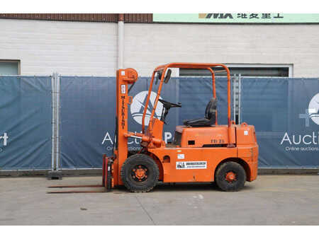 Dieselový VZV - Mitsubishi FD25 (1)