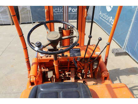 Dieselový VZV - Mitsubishi FD25 (20)