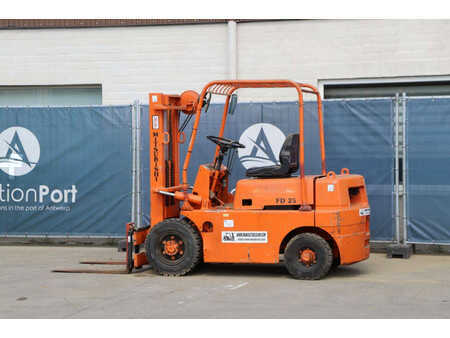 Dieselový VZV - Mitsubishi FD25 (3)