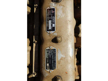 Dieselový VZV - Mitsubishi FD25 (31)