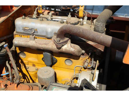 Dieselový VZV - Mitsubishi FD25 (32)