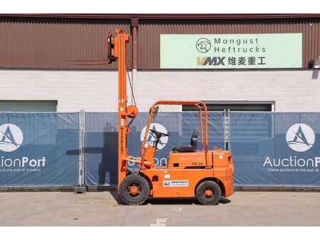 Dieselový VZV - Mitsubishi FD25 (37)