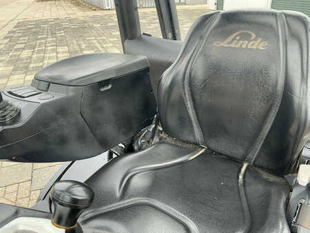 Diesel heftrucks 2021  Linde H25D-01 (7)