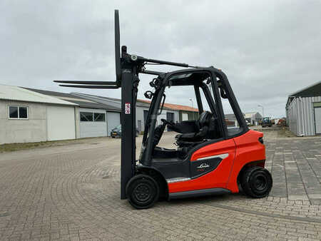 Diesel heftrucks 2021  Linde H25D-01 (9)