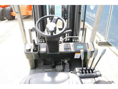 Electric - 4 wheels 2023  Zoomlion 16 (14)