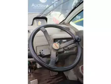 Chariots téléscopiques fixes 2002  CAT Lift Trucks 506 (24)