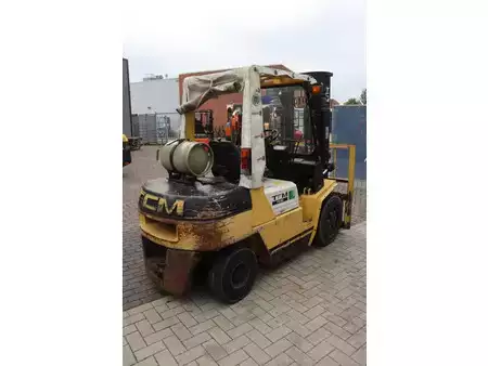 Empilhador a gás 1992  TCM FG30N8 (6)