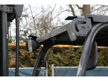 Eléctrica de 4 ruedas 2007  Doosan B30X-5 (13)