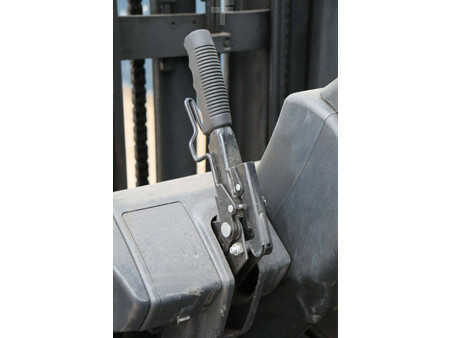 Eléctrica de 4 ruedas 2007  Doosan B30X-5 (26)