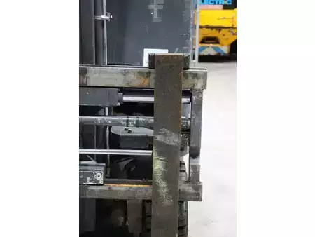 Carretilla de carga lateral - Combilift C3000CB (11)