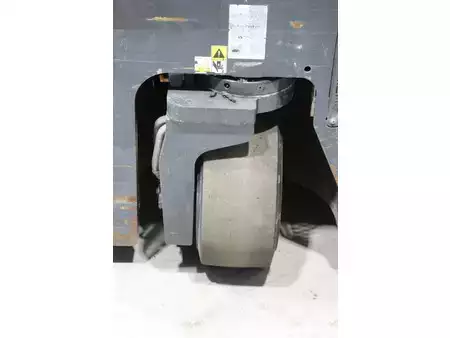 Carretilla de carga lateral - Combilift C3000CB (15)