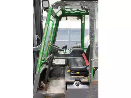 Carretilla de carga lateral - Combilift C3000CB (19)