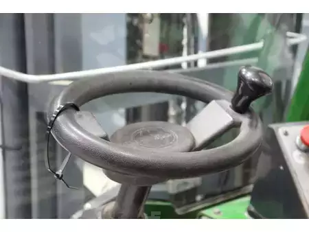 Carretilla de carga lateral - Combilift C3000CB (22)