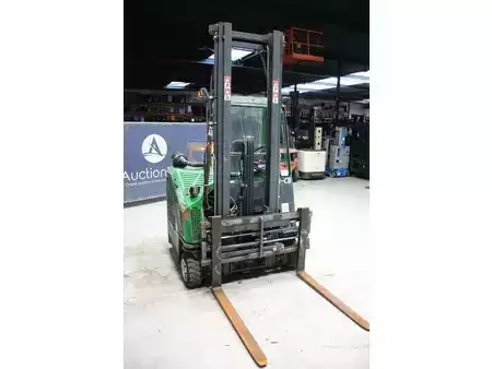 Carretilla de carga lateral - Combilift C3000CB (6)