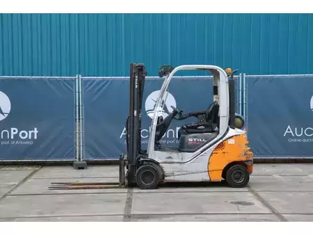 LPG heftrucks 2012  Still RX 70-20 T (2)