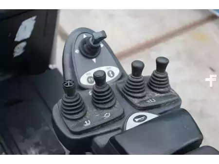 LPG heftrucks 2012  Still RX 70-20 T (35)