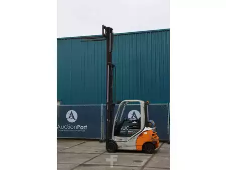 LPG heftrucks 2012  Still RX 70-20 T (40)