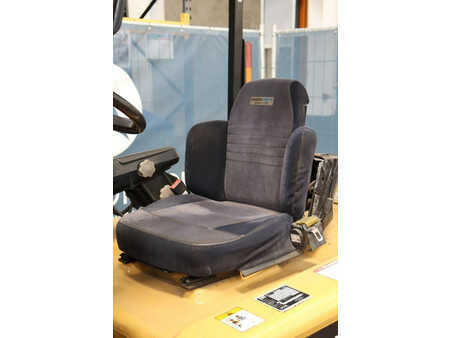 Chariots électriques à 4 roues 2014  CAT Lift Trucks EP35K-PAC (26)