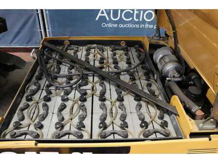 Chariots électriques à 4 roues 2014  CAT Lift Trucks EP35K-PAC (32)