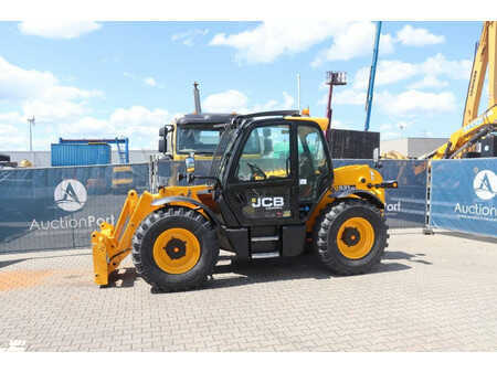 Empilhador telescópico-Fixo 2018  JCB 531X70AG (1)