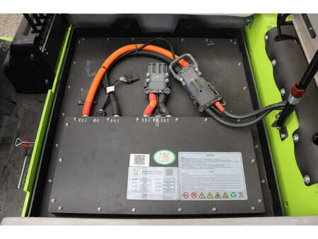 Electric - 4 wheels 2023  Zoomlion FE20 (21)