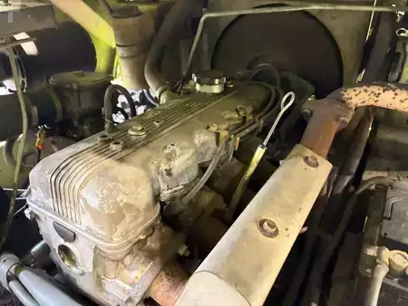 Gázüzemű targoncák - Clark GPM 25 N (11)