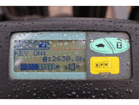 El truck - 4 hjulet 2010  Toyota 7FBMF25 (30)