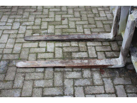 Teleskopstapler-Starr 2001  Bobcat 4060 (13)