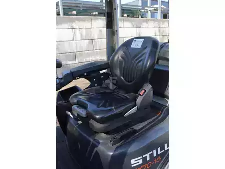 Carretilla elevadora GLP 2013  Still RX70-18 (24)