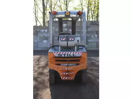 Carretilla elevadora GLP 2013  Still RX70-18 (5)