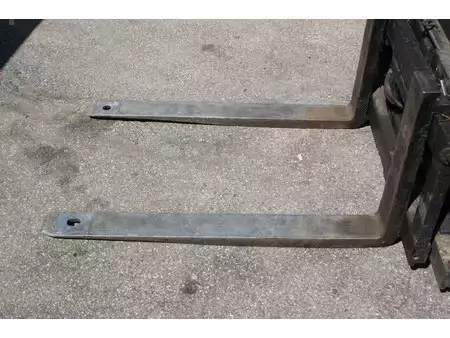 Chariots élévateurs diesel 2001  Still R 70-45 (11)