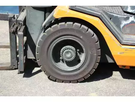 Chariots élévateurs diesel 2001  Still R 70-45 (13)