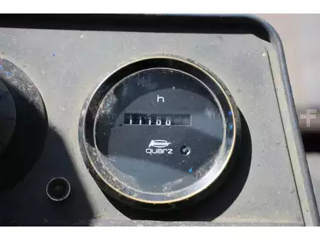 Chariots élévateurs diesel 2001  Still R 70-45 (27)