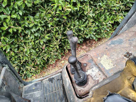 Diesel Forklifts - Linde H40D (14)