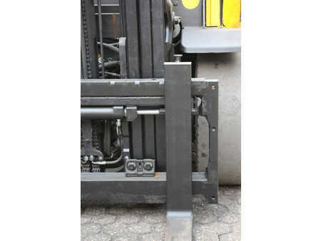 Gasoltruck 2015  Hyster H3.5FT (11)