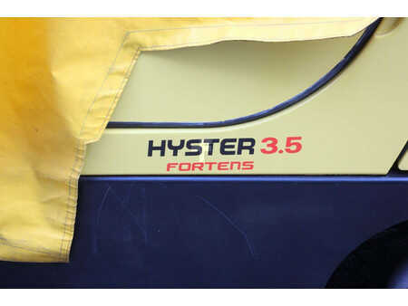 Gasoltruck 2015  Hyster H3.5FT (15)