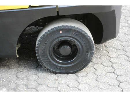 Gasoltruck 2015  Hyster H3.5FT (16)