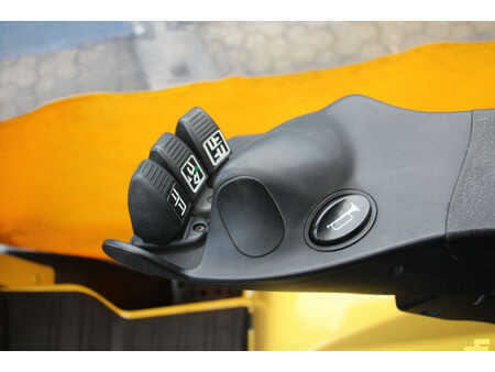 Gasoltruck 2015  Hyster H3.5FT (25)