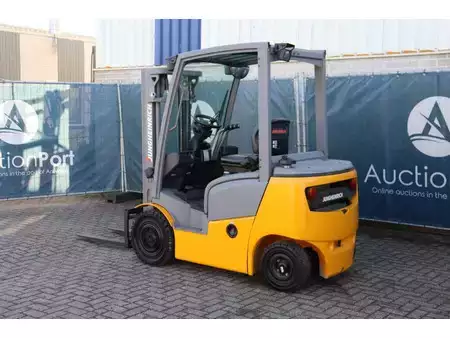 Diesel gaffeltruck 2016  Jungheinrich DFG 316 (3)