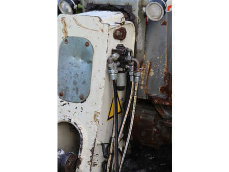 Teleskopstapler-Starr 2010  Claas SCORPION 7040 (11)